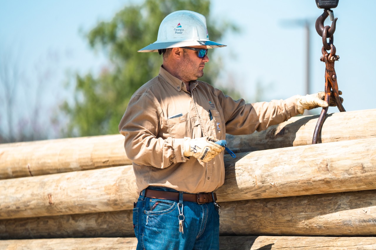 Delivering Energy Lineworker Lee