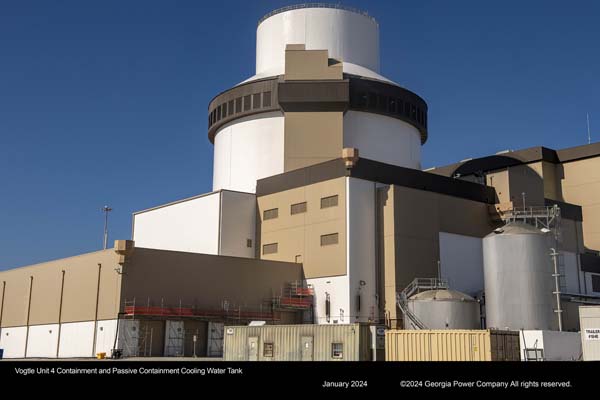 Vogtle Unit 4 Containment and Passive Containment Cooling Water Tank